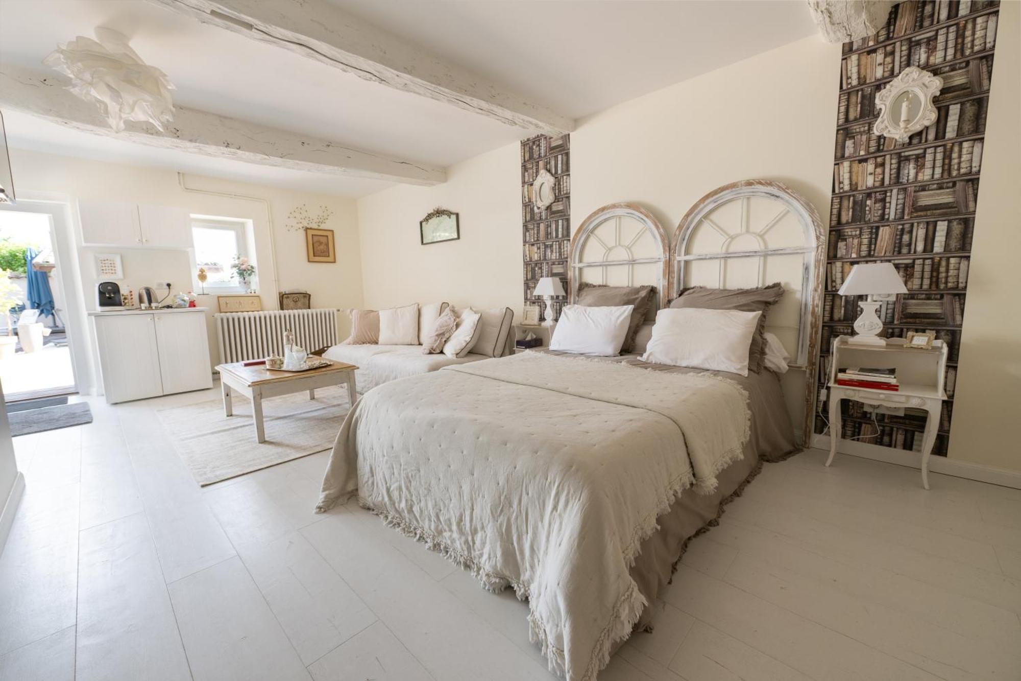 Cocon De Morgon Bed & Breakfast Villie-Morgon Exterior photo